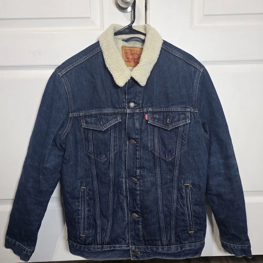 Levis Mens Sherpa Lined Denim Trucker Jacket Dark Wash Blue 70598-0027 Large - Picture 1 of 10